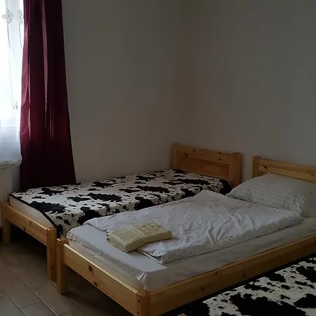 Konukevi Gesztenyes Vendeghaz