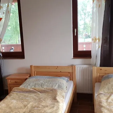 Konukevi Gesztenyes Vendeghaz Garáb