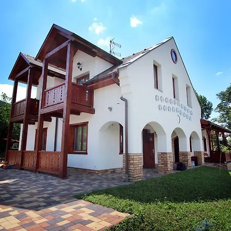 Gesztenyes Vendeghaz